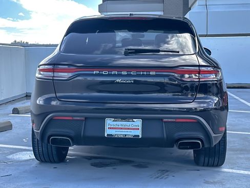 Used 2025 Porsche Macan image 7