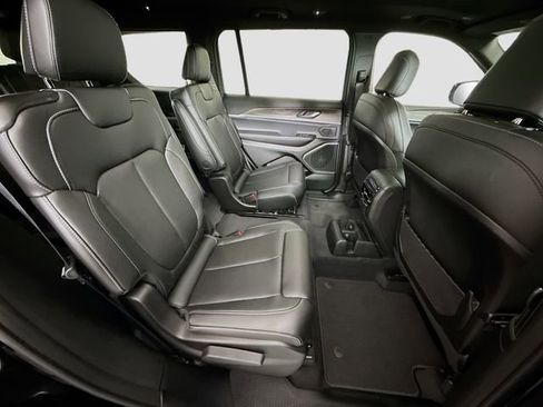 New 2026 Jeep Grand Cherokee L Limited w/ Limited Altitude Package image 29