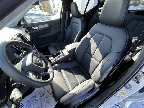 New 2026 Volvo XC40 B5 Plus w/ Protection Package Premier image 15