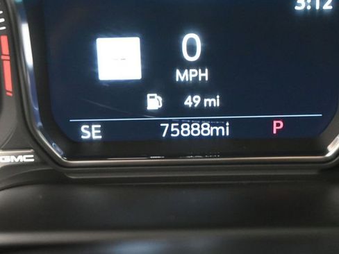 Used 2022 GMC Sierra 1500 Denali w/ Denali Premium Package image 13