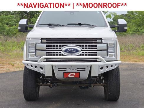 Used 2018 Ford F350 Platinum w/ Platinum Ultimate Package AWD/4WD image 2