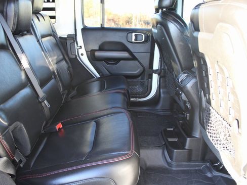 Used 2020 Jeep Wrangler Unlimited Rubicon w/ LED Lighting Group image 22