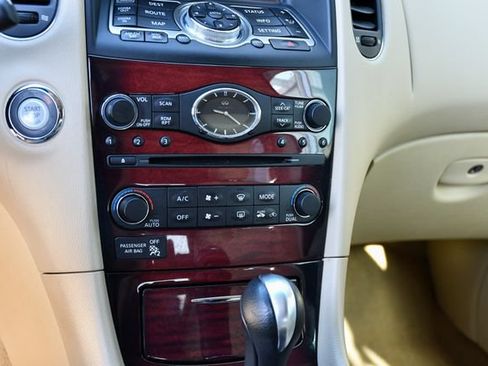 Used 2017 INFINITI QX50 AWD image 37
