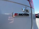 Used 2018 Volkswagen Tiguan SE w/ Panoramic Sunroof Package image 4