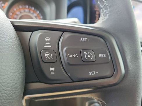 New 2025 Jeep Gladiator Sport AWD/4WD image 17