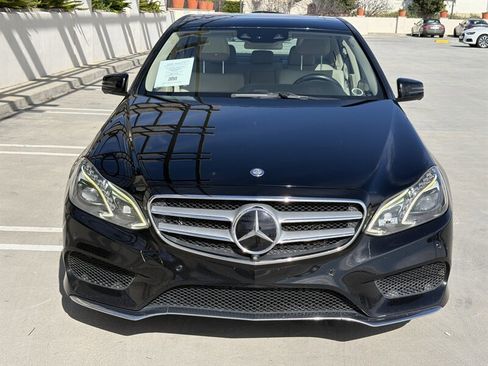 Used 2014 Mercedes-Benz E 250 BlueTEC Sedan image 2