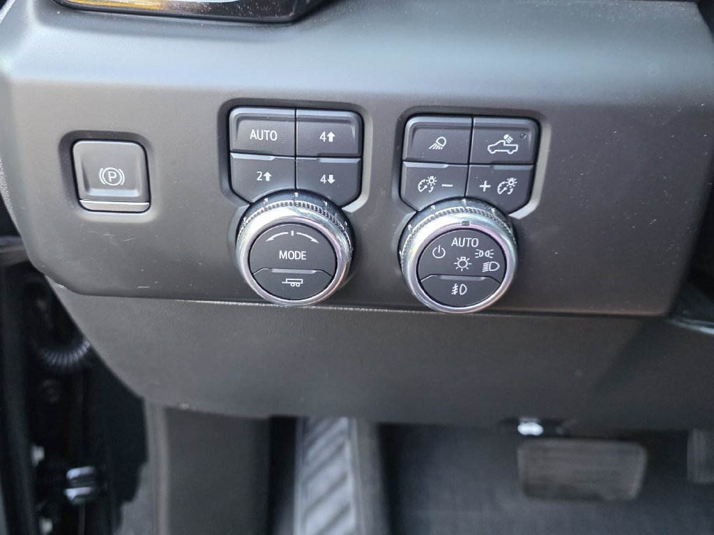 Used 2023 GMC Sierra 1500 AT4 w/ AT4 Preferred Package AWD/4WD image 23