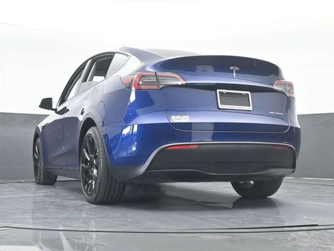 Used 2021 Tesla Model Y Long Range image 60