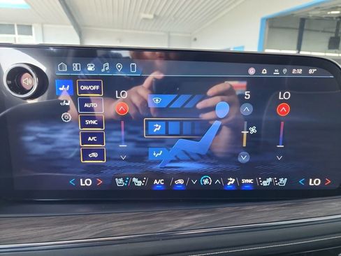 New 2026 Chevrolet Suburban Premier w/ Sun And Tow Package image 26