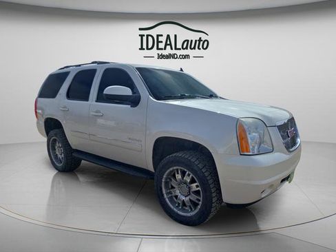 Used 2012 GMC Yukon SLT w/ SLT-2 Equipment Package image 19