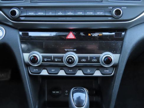 Used 2020 Hyundai Elantra Value Edition w/ Cargo Package (C1) image 19