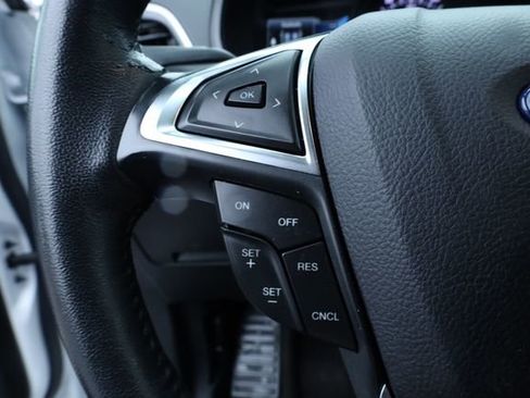Used 2024 Ford Edge SEL AWD/4WD image 21