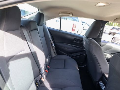 Used 2023 Toyota Corolla LE image 21