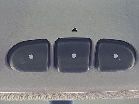 Used 2015 GMC Acadia Denali image 21