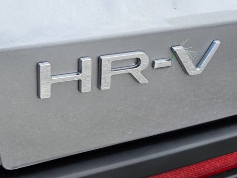 Certified 2024 Honda HR-V LX image 16