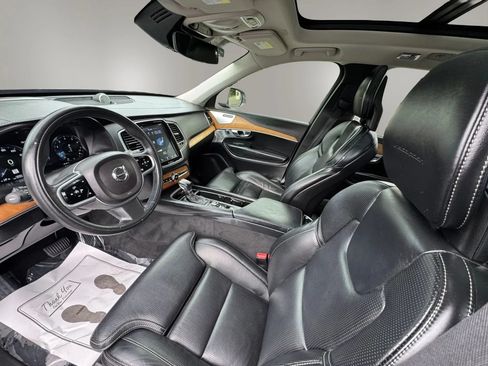 Used 2018 Volvo XC90 T6 Inscription w/ Convenience Package AWD/4WD image 12