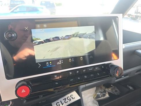 New 2025 Chevrolet Brightdrop 400 image 10