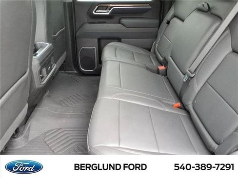 Used 2025 Chevrolet Silverado 2500 LT w/ Trail Boss Package AWD/4WD image 19