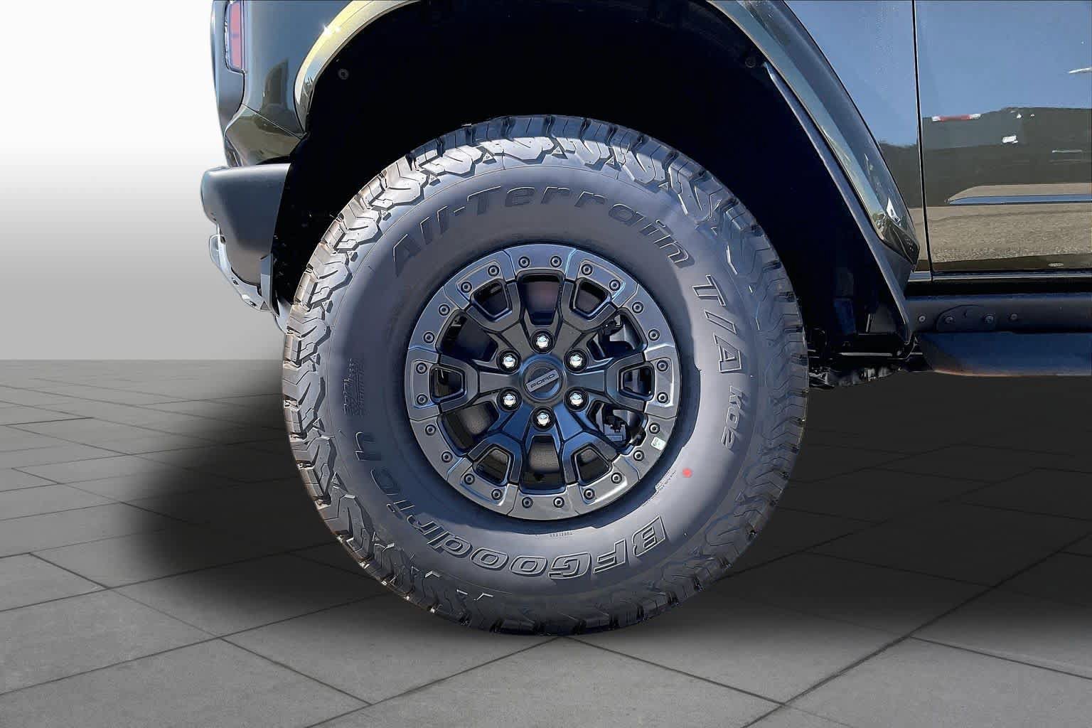 New 2026 Ford Bronco Raptor AWD/4WD image 8