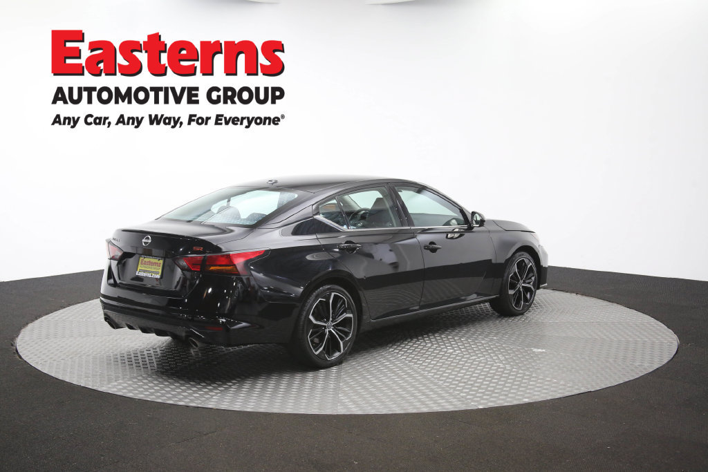 Used 2024 Nissan Altima 2.5 SR FWD image 43