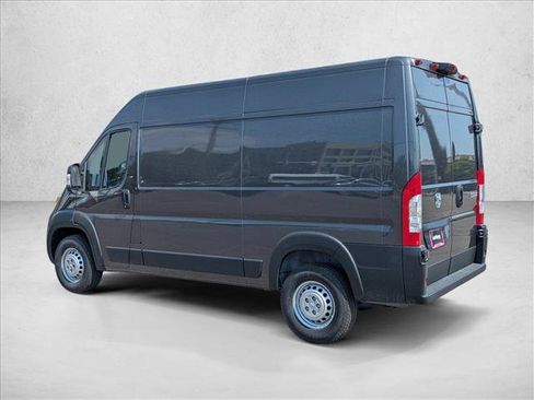 New 2026 RAM ProMaster 3500 w/ Premium Convenience Group FWD image 9