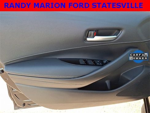 Used 2022 Toyota Corolla SE image 12