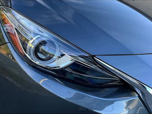 Used 2016 MAZDA MAZDA3 s Grand Touring image 27