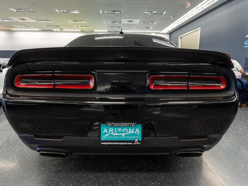 Used 2019 Dodge Challenger R/T Scat Pack RWD image 6