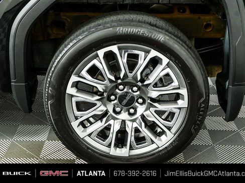 Used 2024 GMC Sierra 1500 Denali Ultimate AWD/4WD image 37