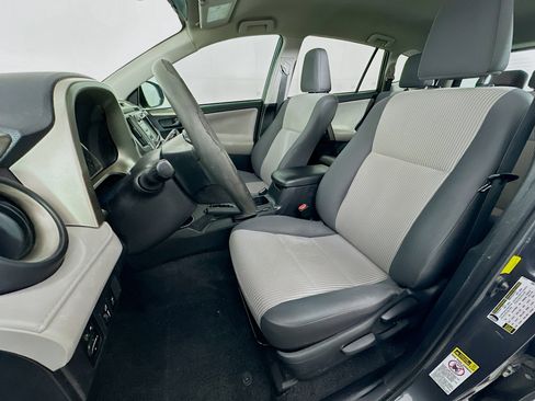 Used 2015 Toyota RAV4 LE image 13