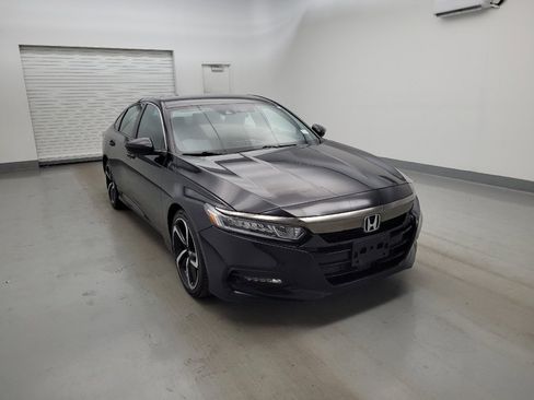 Used 2019 Honda Accord Sport image 13