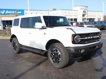 New 2025 Ford Bronco Outer Banks