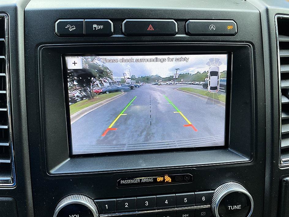 Used 2018 Ford Expedition Limited AWD/4WD image 14