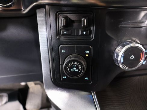 Used 2022 Ford F150 Platinum w/ Equipment Group 701A High image 9