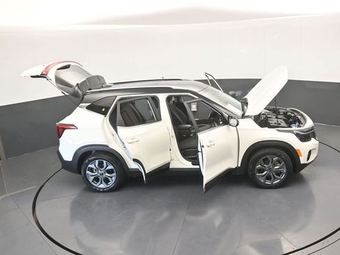 Used 2024 Kia Seltos S image 56