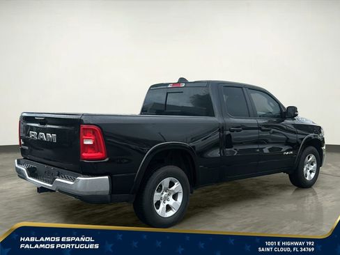 Used 2025 RAM 1500 Big Horn RWD image 6