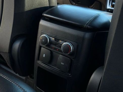 Certified 2020 Ford Explorer XLT w/ Equipment Group 202A image 21