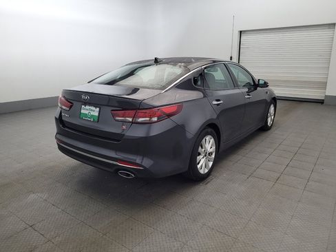Used 2018 Kia Optima S w/ Panoramic Sunroof Package FWD image 9