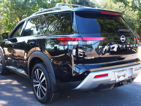 New 2025 Nissan Pathfinder Platinum w/ Cargo Package image 5