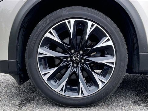 Used 2024 MAZDA CX-90 Plug-In Hybrid w/ Premium Plus AWD/4WD image 8