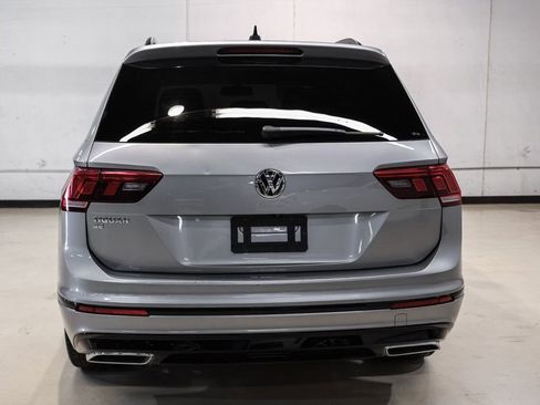 Used 2020 Volkswagen Tiguan SE R-Line image 10