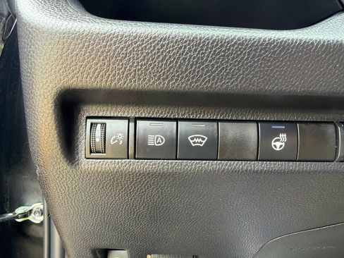 Used 2025 Toyota RAV4 XLE Premium w/ Weather Package AWD/4WD image 18