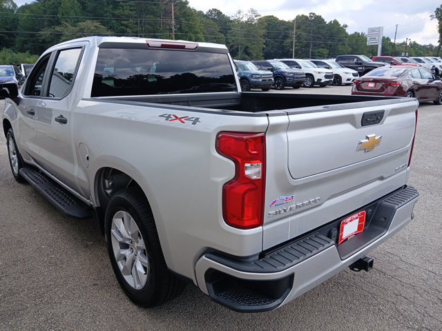 Used 2022 Chevrolet Silverado 1500 Custom AWD/4WD image 9