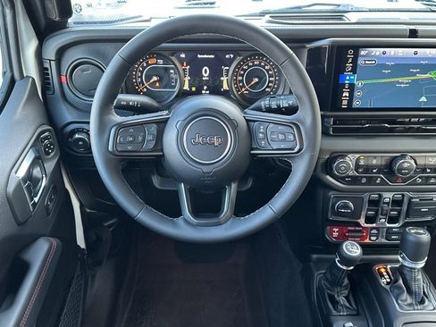 New 2026 Jeep Wrangler Unlimited Rubicon image 17