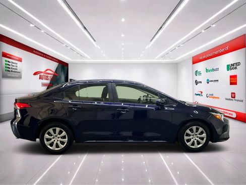 Used 2023 Toyota Corolla LE image 9