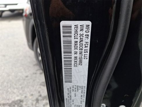 Used 2022 Jeep Compass Limited w/ Sun and Sound Group image 26