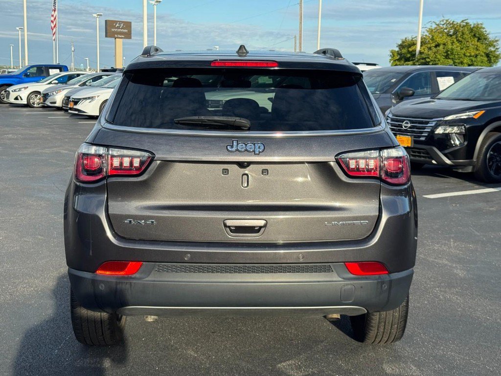 Used 2024 Jeep Compass Limited AWD/4WD image 5