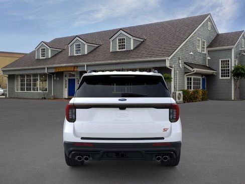 New 2026 Ford Explorer ST w/ Sun And Sound Package image 5