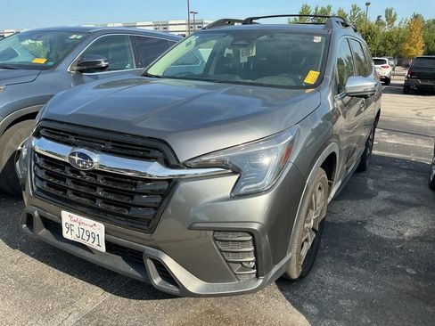 Used 2023 Subaru Ascent Limited w/ Technology Package AWD/4WD image 3