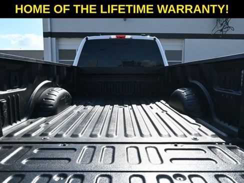 Used 2022 Ford F350 Platinum w/ FX4 Off-Road Package AWD/4WD image 86